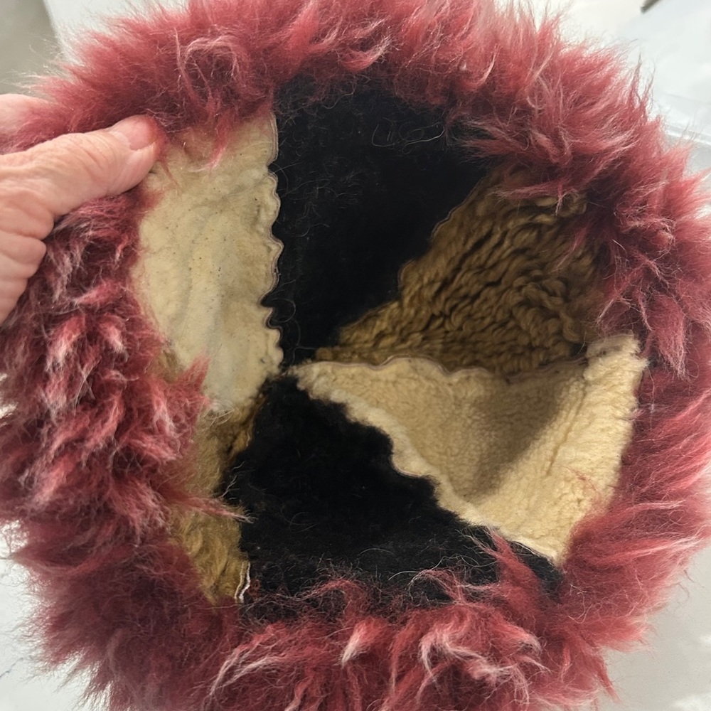 Custom Multi Coloured Shearling Hat - Picture 6 of 6